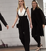 Filename=033.jpg
Filesize=1526KiB
Dimensions=2400x3600
Date added=May 01, 2019 033.jpg