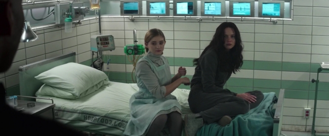 Mockingjay1_0156.jpg