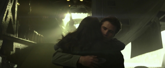 Mockingjay1_0423.jpg
