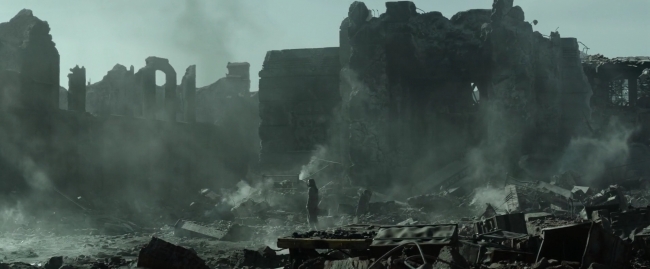 Mockingjay1_0525.jpg