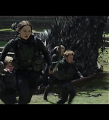 HungerGamesMockingjay2Trailer_0074.jpg