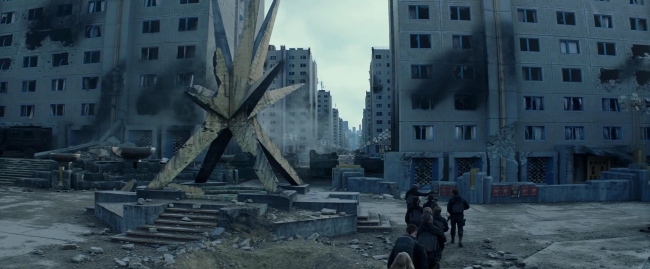 Mockingjay2_2319.jpg