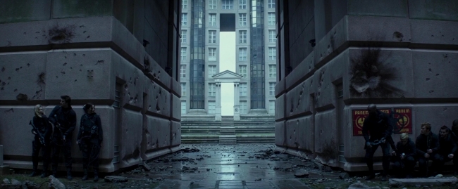 Mockingjay2_2380.jpg