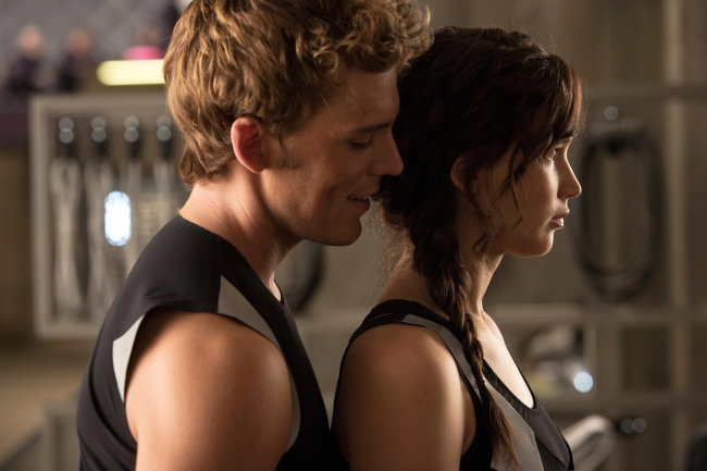 THE_HUNGER_GAMES_CATCHING_FIRE-00001.jpg