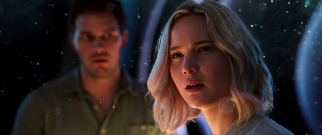 Passengers_1686.jpg