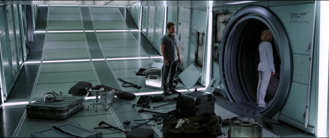 Passengers_1707.jpg