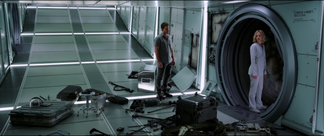 Passengers_1709.jpg