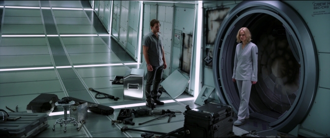 Passengers_1712.jpg