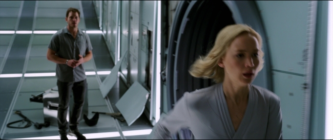 Passengers_1729.jpg