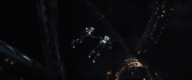Passengers_2716.jpg