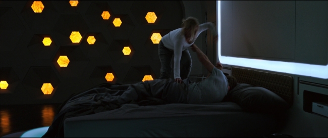 Passengers_3215.jpg