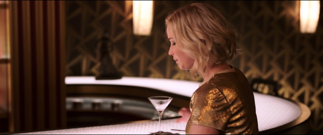 Passengers_3407.jpg