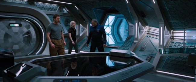 Passengers_3609.jpg