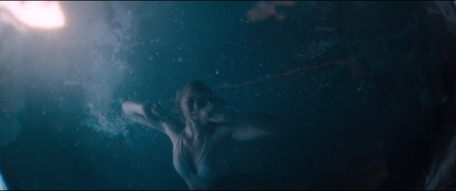 Passengers_3892.jpg