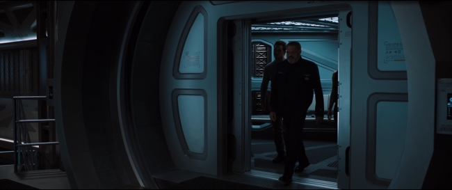 Passengers_4033.jpg