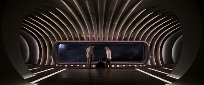 Passengers_4163.jpg