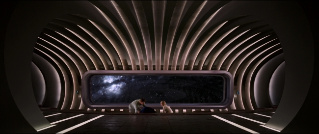 Passengers_4208.jpg
