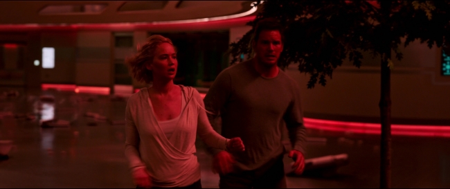 Passengers_4244.jpg