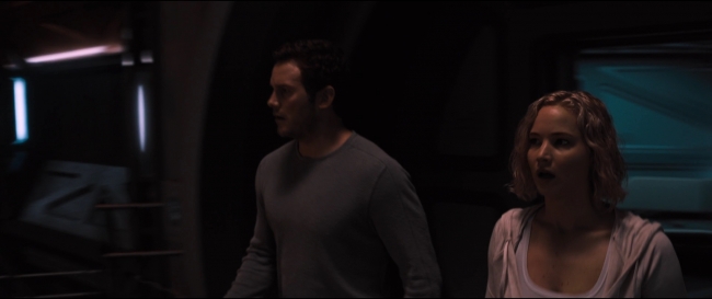 Passengers_4269.jpg