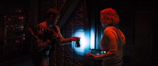 Passengers_4296.jpg