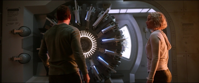 Passengers_4432.jpg