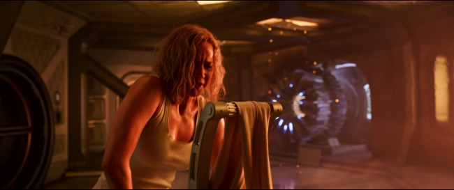 Passengers_4594.jpg