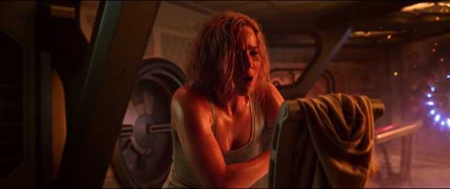 Passengers_4603.jpg
