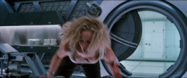 Passengers_4913.jpg