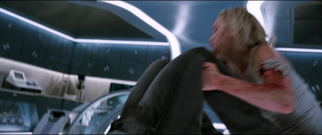 Passengers_4914.jpg