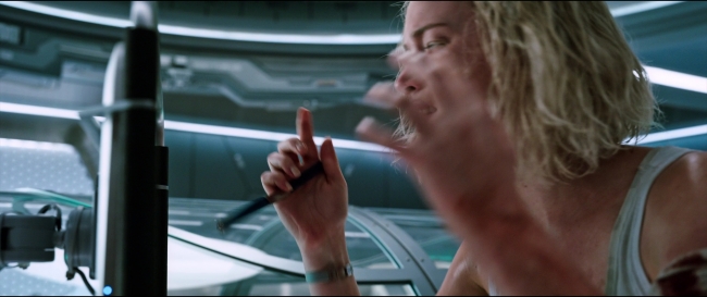 Passengers_4945.jpg