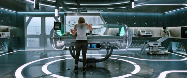 Passengers_4997.jpg