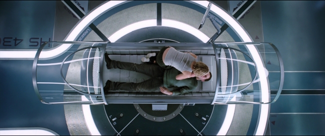 Passengers_5017.jpg