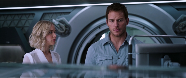 Passengers_5117.jpg