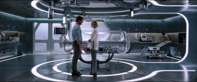 Passengers_5135.jpg
