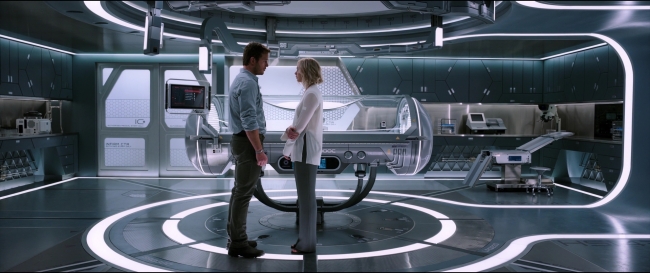 Passengers_5139.jpg