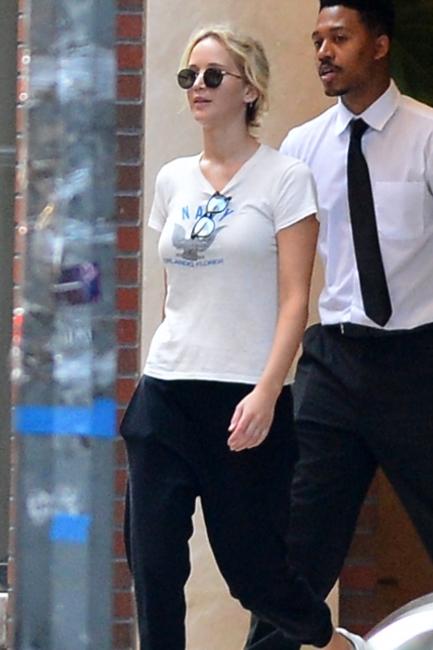 82416216_picturepub-jennifer-lawrence-002.jpg
