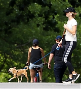 Filename=006~26.jpg
Filesize=2182KiB
Dimensions=2443x1629
Date added=Jun 13, 2018 006~26.jpg