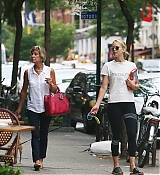 Filename=jennifer-lawrence-out-in-nyc-picturepub-25.jpg
Filesize=3375KiB
Dimensions=2356x3534
Date added=Aug 29, 2018 jennifer-lawrence-out-in-nyc-picturepub-25.jpg